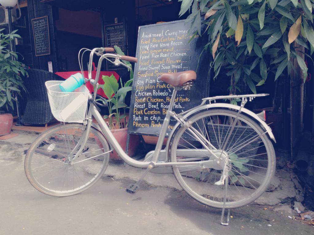 White River II Hostel 프놈펜 외부 사진