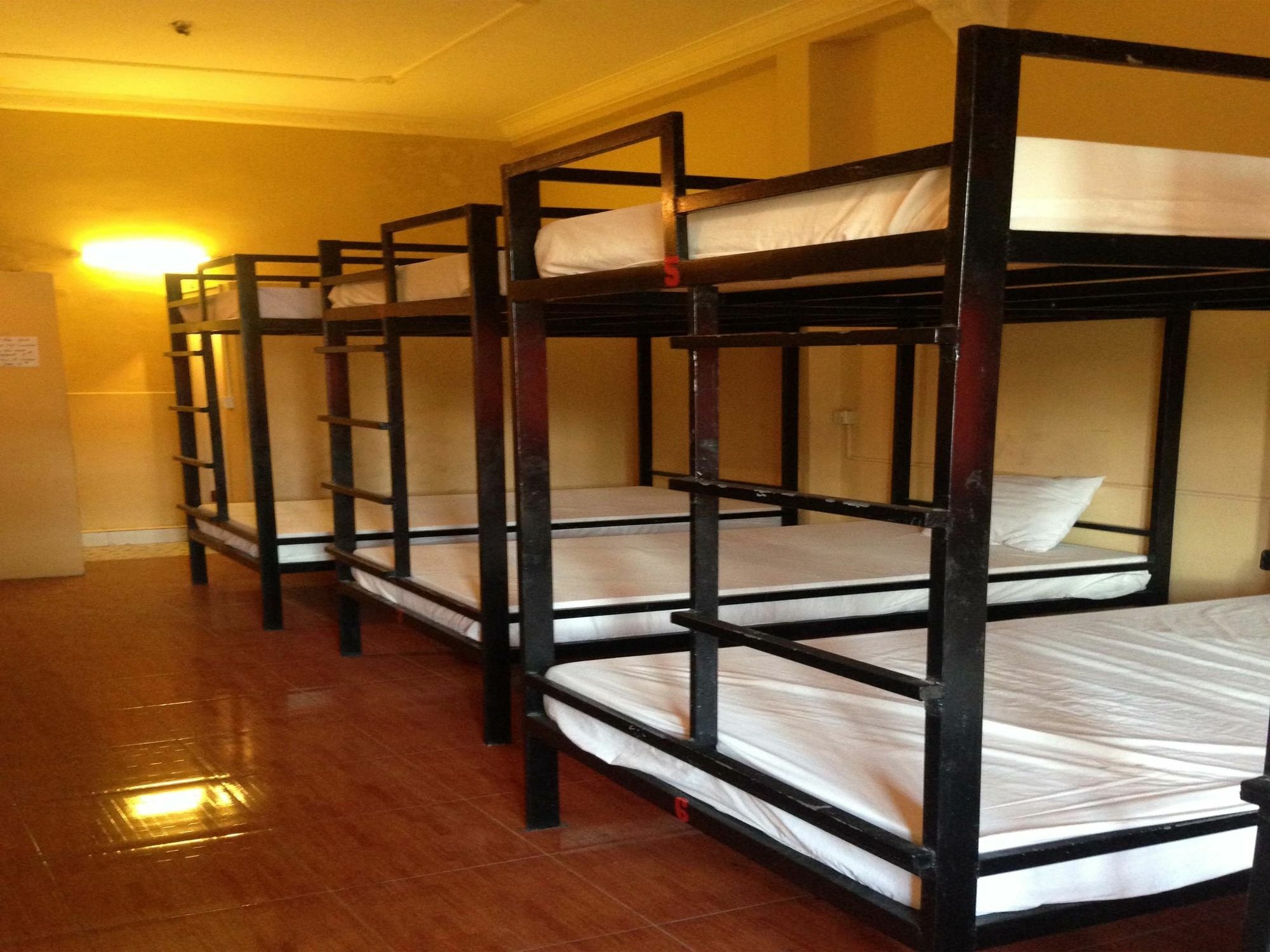 White River II Hostel 프놈펜 외부 사진
